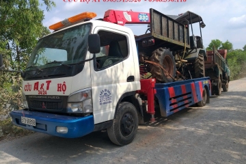 Xe cứu hộ ÔTÔ cẩu kéo hàng hóa máy móc